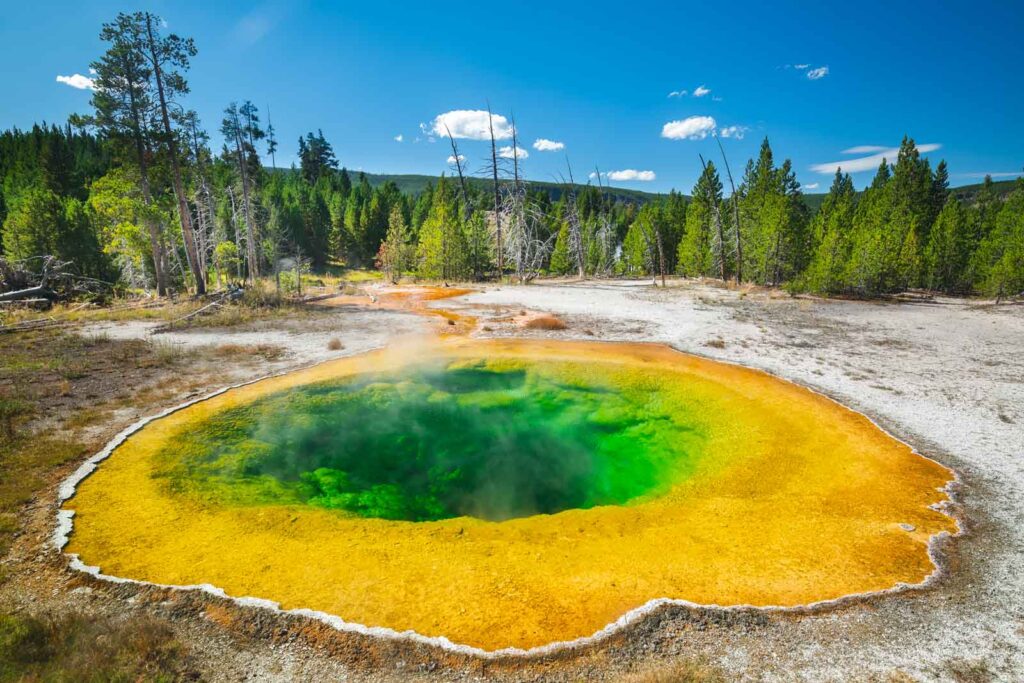 29 Best Things to Do in Yellowstone - The Ultimate Guide from 1 - 4 days 2 The Planet D: Adventure Travel Blog